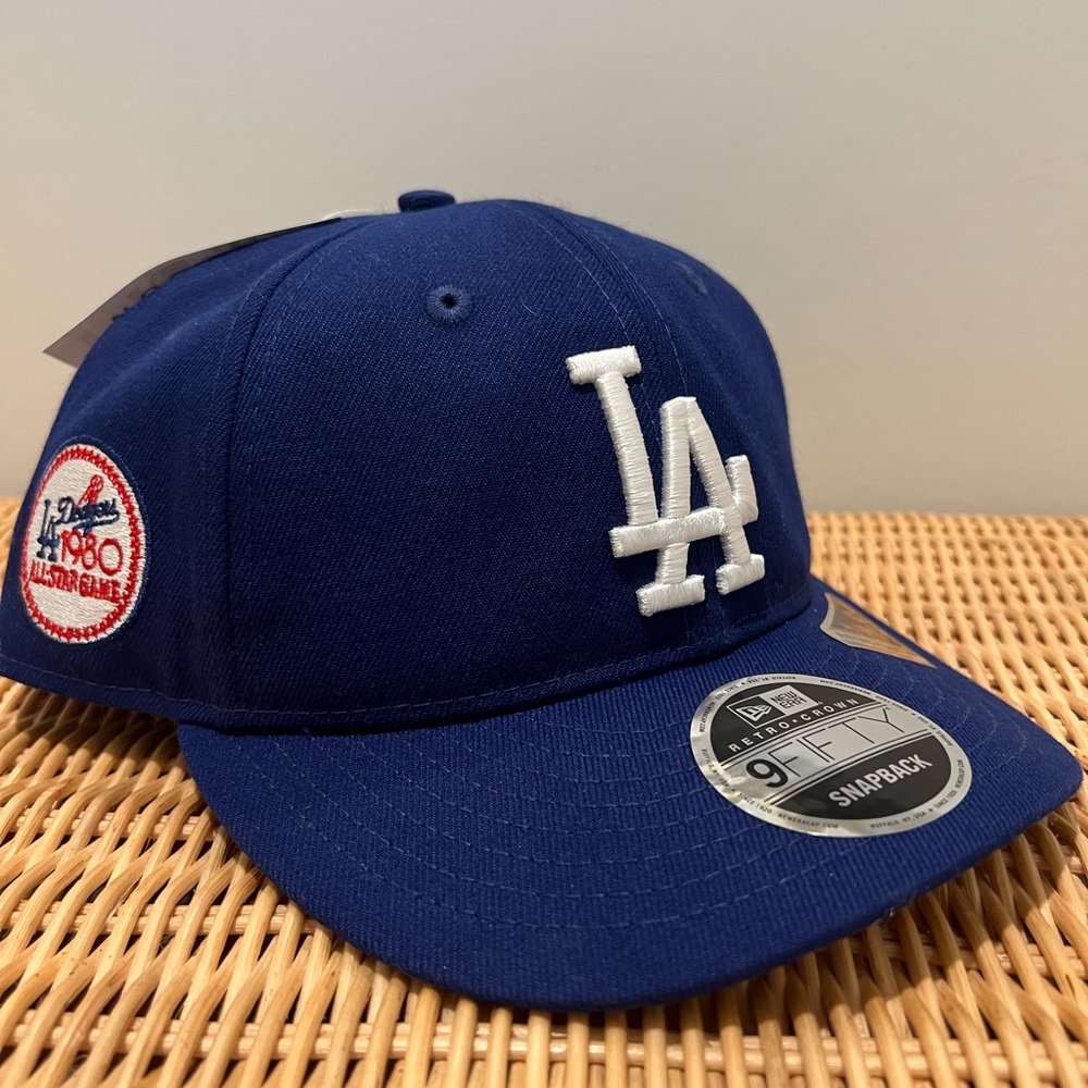 Los Angeles dodgers new era trucker hat NWT